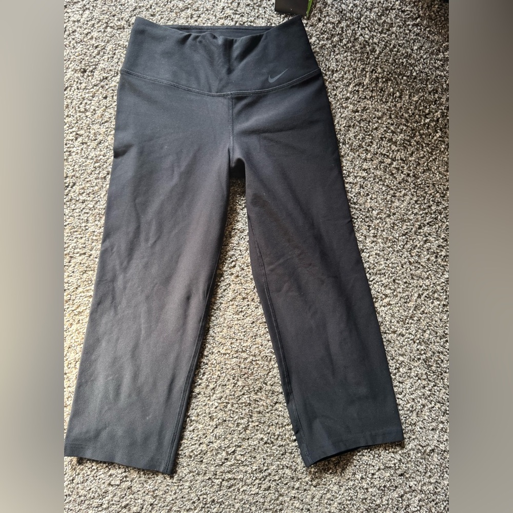 Women’s Nike Black Leggings